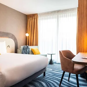https://mercure-amsterdam-north-station.amsterdamhotelsnl.com