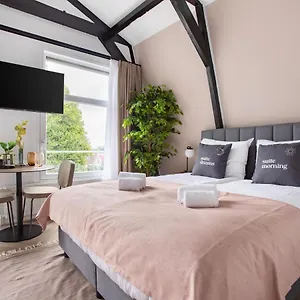 https://limehome-amsterdam-hemonystraat.amsterdamhotelsnl.com
